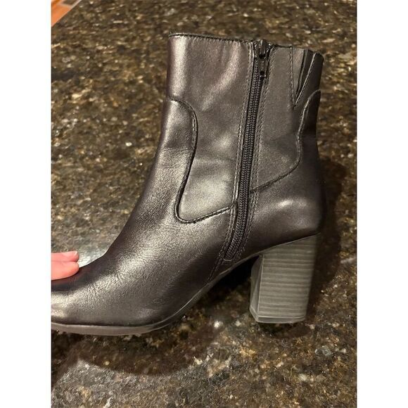 Clark’s Women's Black Ankle Boots Size 8M 3" Heel Casual Zip - Picture 6 of 11
